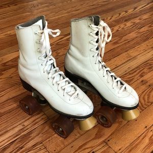 Women’s Leather Roller Skates - Size 5/6 Vintage